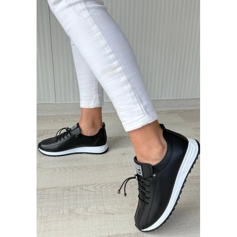 Monya Siyah Cilt Bağcıklı Spor Ayakkabı Monya Siyah Cilt Bağcıklı Spor Ayakkabı
