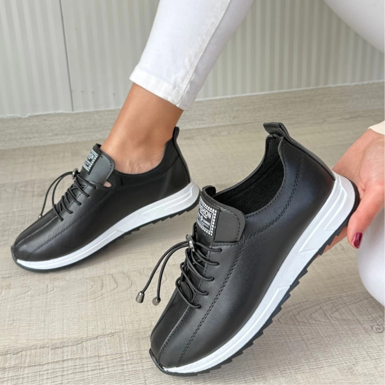 Monya Siyah Cilt Bağcıklı Spor Ayakkabı Monya Siyah Cilt Bağcıklı Spor Ayakkabı
