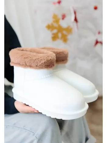 Mordi Beyaz Oval Burunlu Su Geçirmez İçi Kürklü Bot Mordi Beyaz Oval Burunlu Su Geçirmez İçi Kürklü Bot