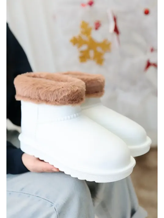 Mordi Beyaz Oval Burunlu Su Geçirmez İçi Kürklü Bot Mordi Beyaz Oval Burunlu Su Geçirmez İçi Kürklü Bot