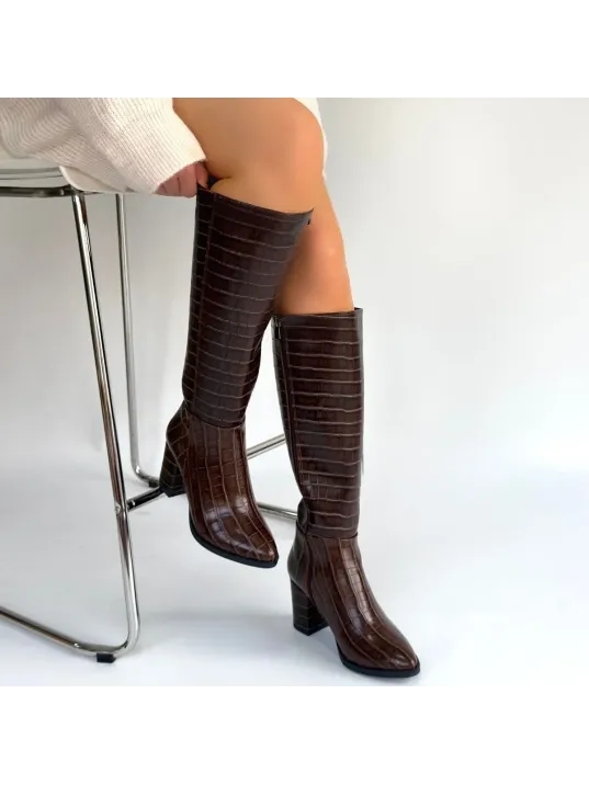 Morena Acı Kahve Desenli Rugan Topuklu Çizme