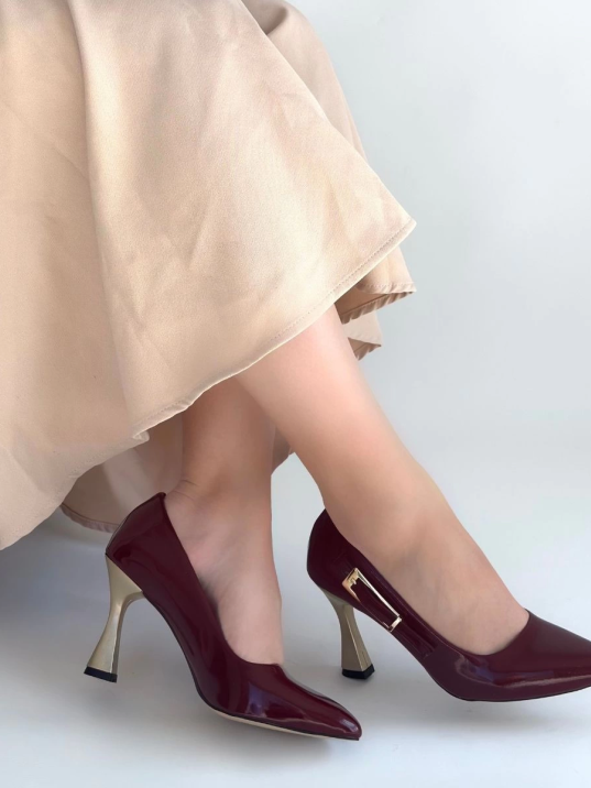 Motya Bordo Rugan Topuklu Ayakkabı