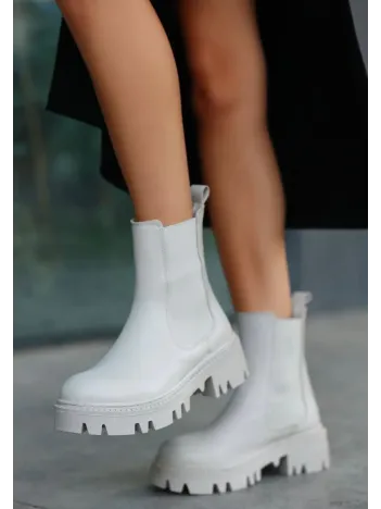 Ninle Bej Cilt Topuklu Bot