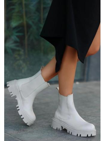 Ninle Bej Cilt Topuklu Bot Ninle Bej Cilt Topuklu Bot