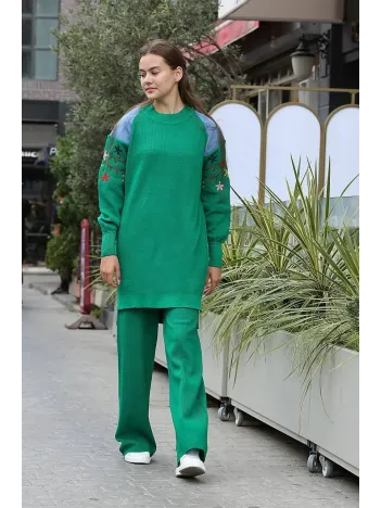 Omuz Detaylı Kol Nakışlı İkili Alt Üst Triko Takım Yeşil