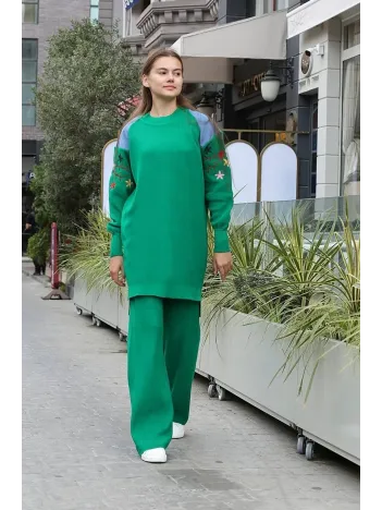 Omuz Detaylı Kol Nakışlı İkili Alt Üst Triko Takım Yeşil
