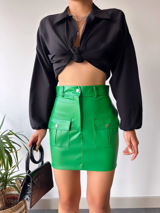 Önden iki cepli deri etek yeşil h240040 Önden iki cepli deri etek yeşil h240040