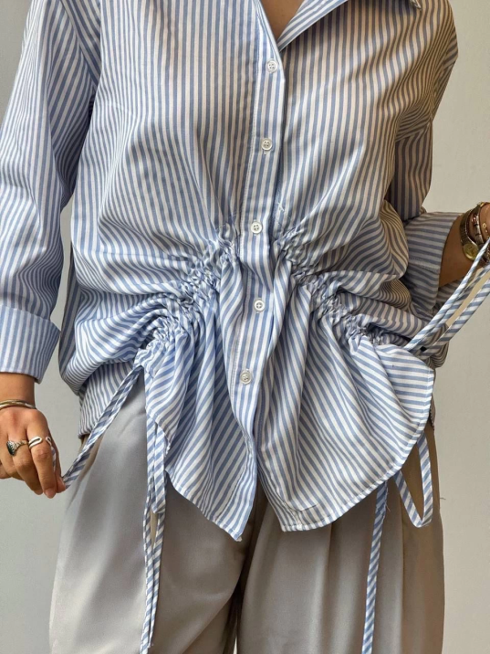 Önü büzgü detaylı çizgili gömlek Önü büzgü detaylı çizgili gömlek