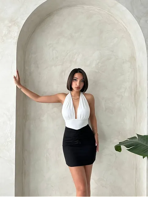 Önü Büzgülü Etek Siyah S24222