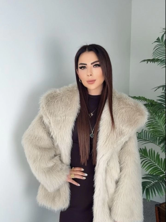 Önü çıtçıtlı loli kürk bej t4149 Önü çıtçıtlı loli kürk bej t4149