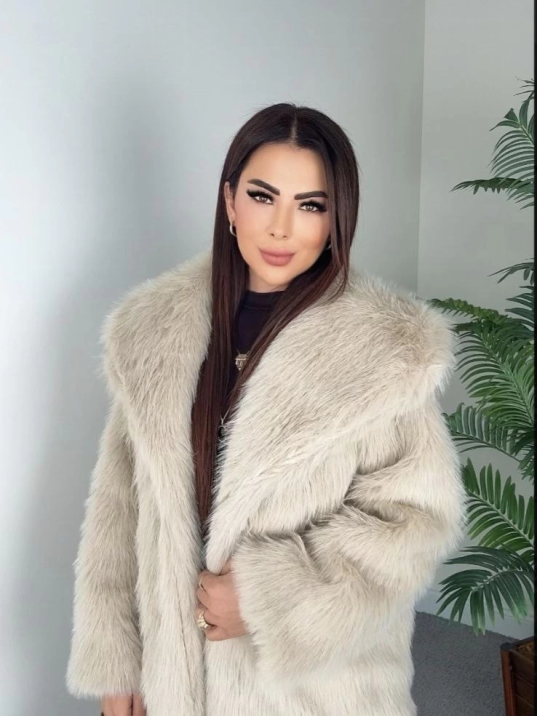 Önü çıtçıtlı loli kürk bej t4149 Önü çıtçıtlı loli kürk bej t4149