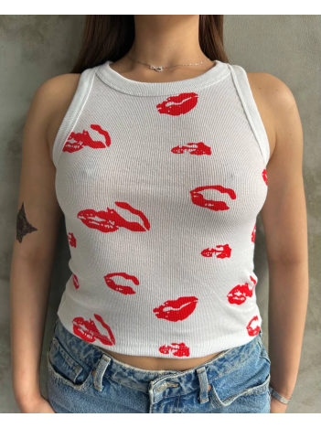 Öpücük baskılı bluz Öpücük baskılı bluz