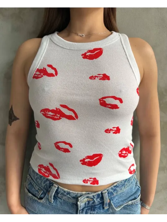 Öpücük Baskılı Bluz