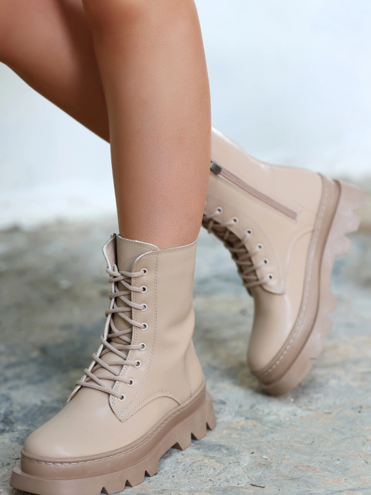 Orge Nude Cilt Bağcıklı Bot