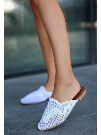 Osse Beyaz Örgülü Terlik