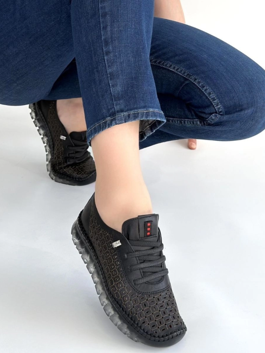 Otja Siyah Deri Lazerli Bağcıklı Spor Ayakkabı