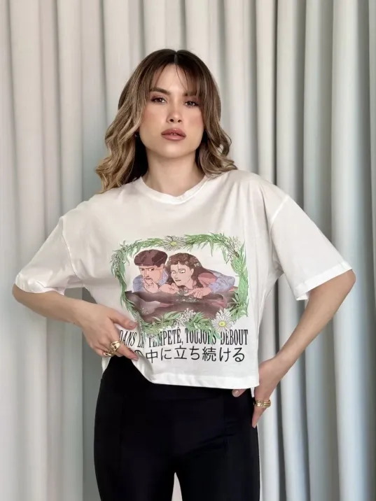 Oversize Beyaz Baskılı Crop Tişört Oversize Beyaz Baskılı Crop Tişört