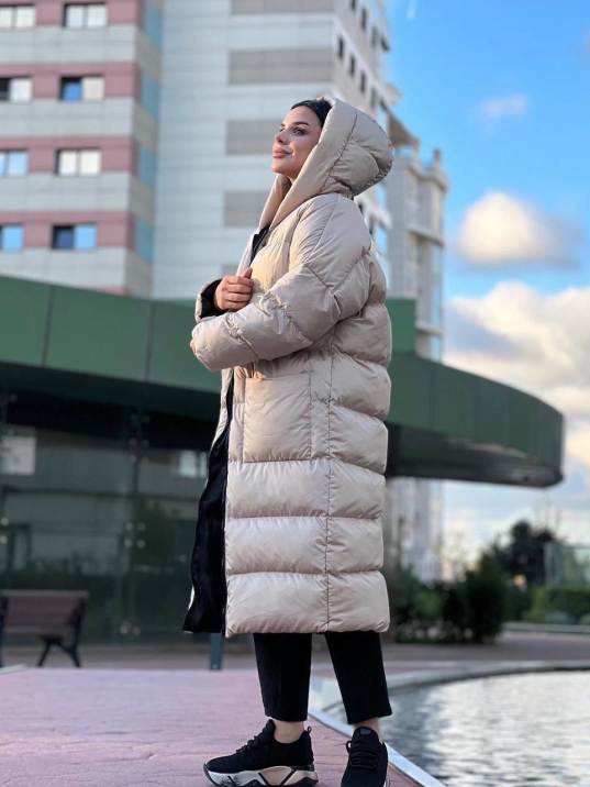 Oversize Uzun Şişme Mont Oversize Uzun Şişme Mont