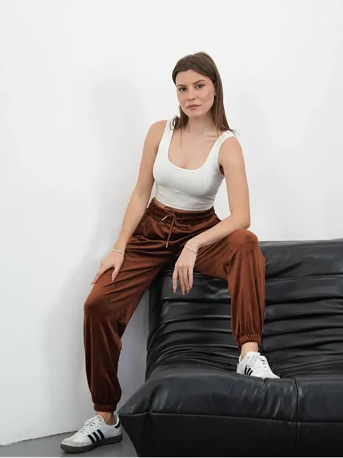 Paça Lastikli Kadife Eşofman Kahve Md34