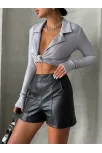 Parçalı Cepli Deri Şort Siyah W26312