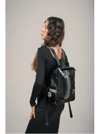 Pely Siyah Cilt Kol Ve Sırt Çantası Pely Siyah Cilt Kol Ve Sırt Çantası