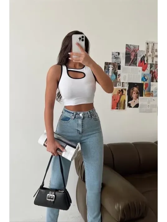 Pencereli Kaşkorse Crop