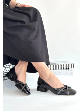 Pety Siyah Rugan Topuklu Ayakkabı Pety Siyah Rugan Topuklu Ayakkabı