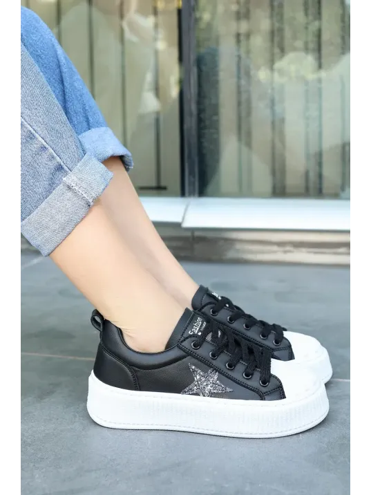 Piata Siyah Cilt Beyaz Tabanlı Bağcıklı Spor Ayakkabı