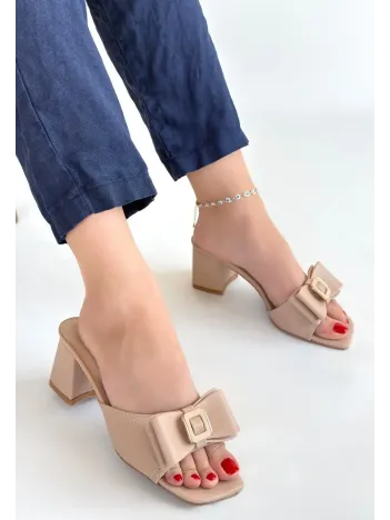 Pier Nude Cilt Topuklu Terlik