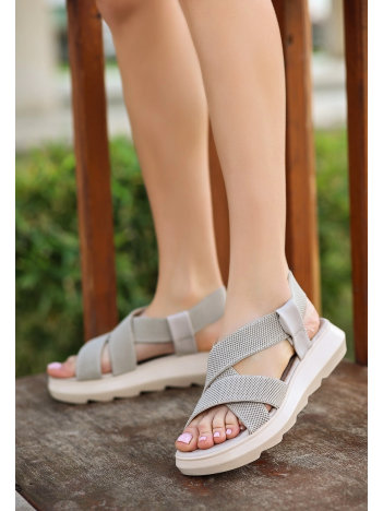 Pika Bej Lastikli Sandalet Pika Bej Lastikli Sandalet