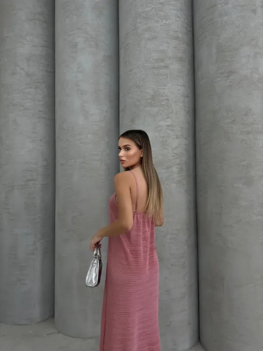 Piliseli Uzun Elbise