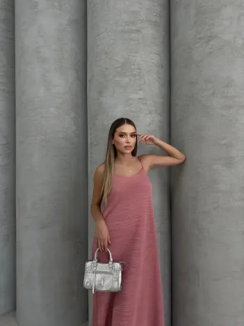 Piliseli Uzun Elbise