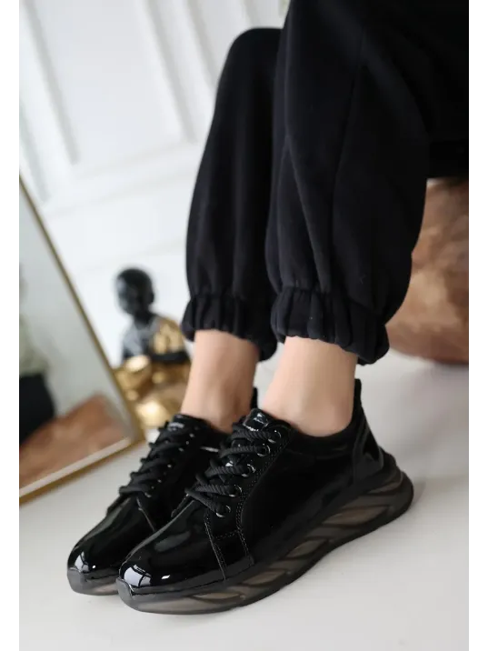 Piona Siyah Rugan Gri Tabanlı Spor Ayakkabı