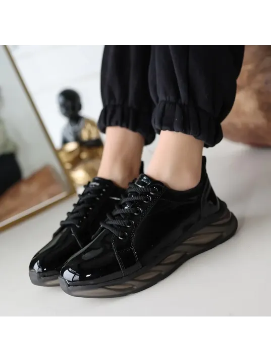 Piona Siyah Rugan Gri Tabanlı Spor Ayakkabı