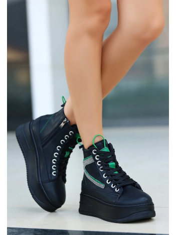 Pone Siyah Cilt Yeşil Detaylı Bağcıklı Bot Pone Siyah Cilt Yeşil Detaylı Bağcıklı Bot