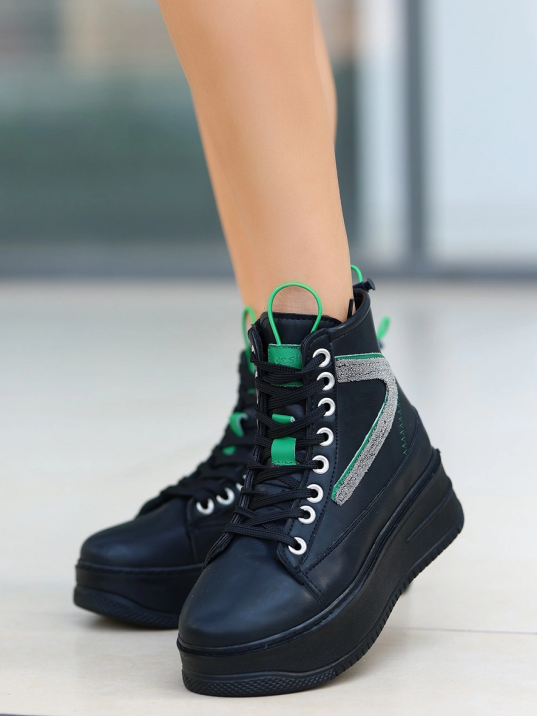 Pone Siyah Cilt Yeşil Detaylı Bağcıklı Bot