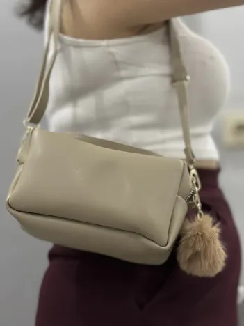 Ponpon Vizon Cilt Çanta