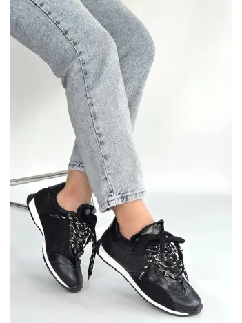 Ranu Siyah Cilt Paraşüt Detaylı Bağcıklı Spor Ayakkabı