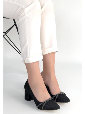 Rewin Siyah Simli Cilt Topuklu Ayakkabı Rewin Siyah Simli Cilt Topuklu Ayakkabı