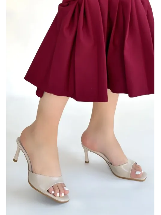 Ribay Bej Rugan Topuklu Terlik Ribay Bej Rugan Topuklu Terlik