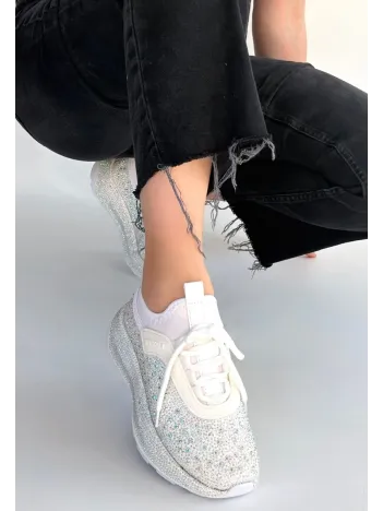 Rimay Beyaz Cilt Boncuk İşlemeli Spor Ayakkabı