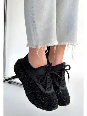 Rimay Siyah Cilt Boncuk İşlemeli Spor Ayakkabı