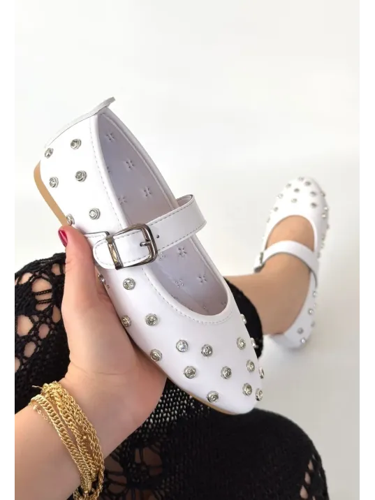 Ritta Beyaz Cilt Kemerli Babet Ayakkabı