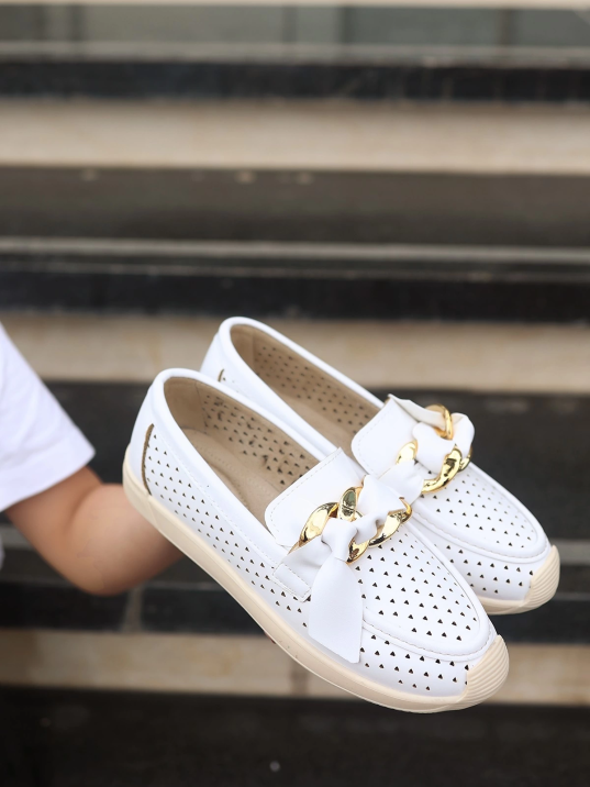 Riwan Beyaz Cilt Babet Ayakkabı Riwan Beyaz Cilt Babet Ayakkabı