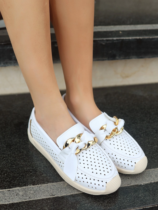 Riwan Beyaz Cilt Babet Ayakkabı Riwan Beyaz Cilt Babet Ayakkabı