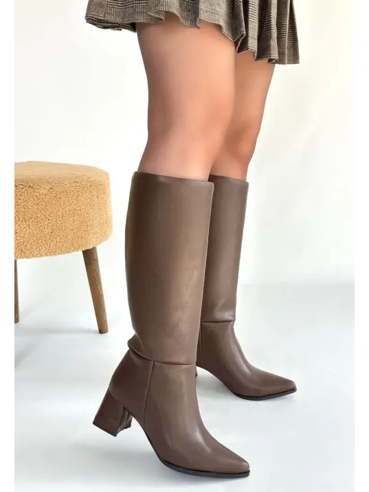 Roksa Acı Kahvei Cilt Topuklu Çizme Roksa Acı Kahvei Cilt Topuklu Çizme