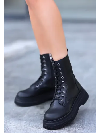 Roxan Siyah Cilt Bağcıklı Bot