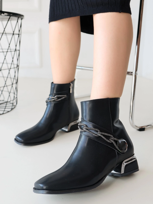 Roxani Siyah Cilt Topuklu Bot Roxani Siyah Cilt Topuklu Bot