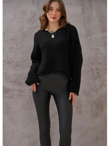 Salaş delik detaylı kazak siyah Salaş delik detaylı kazak siyah