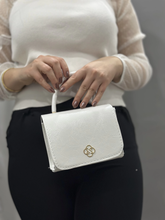 Beyaz cilt krash çanta